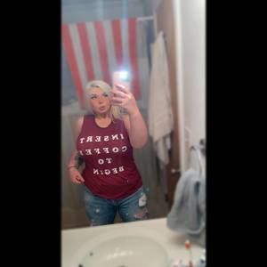 Meet your Posher, Kenzie